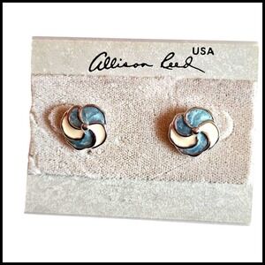 Vintage ALLISON REED Swirl Flower Light Blue White Silver Tone PIERCED EARRINGS